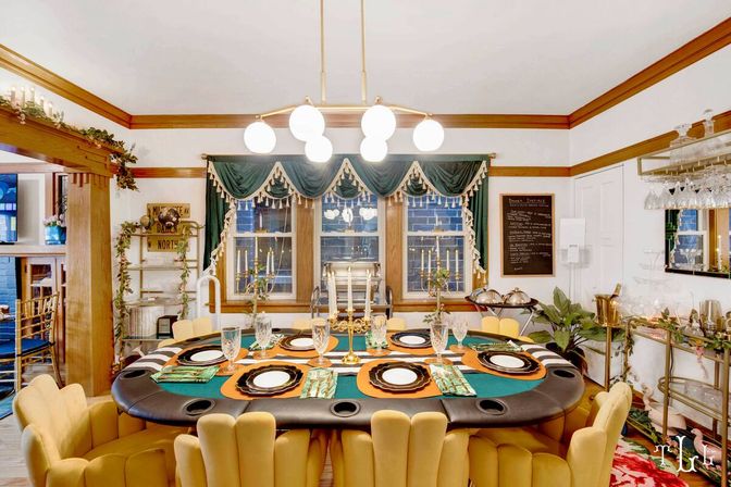 Twin Lions Lodge: Eclectic Chic in Bucktown image 28