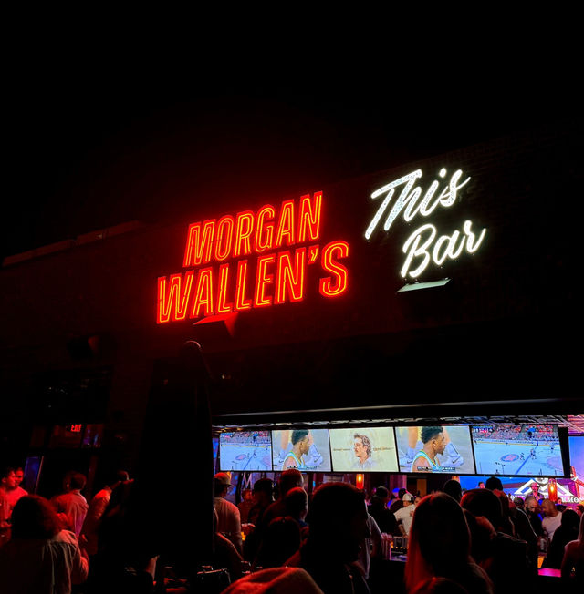 Morgan Wallen's This Bar & Tennessee Kitchen image 4