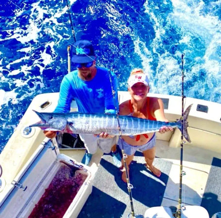 Cowgirl 45ft Hatteras Private Fishing Charter image 6