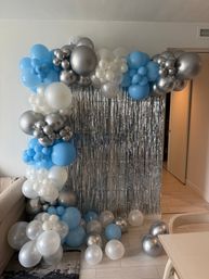 5 O'Clock Somewhere Decor Package: Balloons, Backdrop, Banner and More! image 5