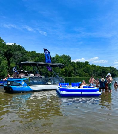 Private Sandbar Boating Experience image 9