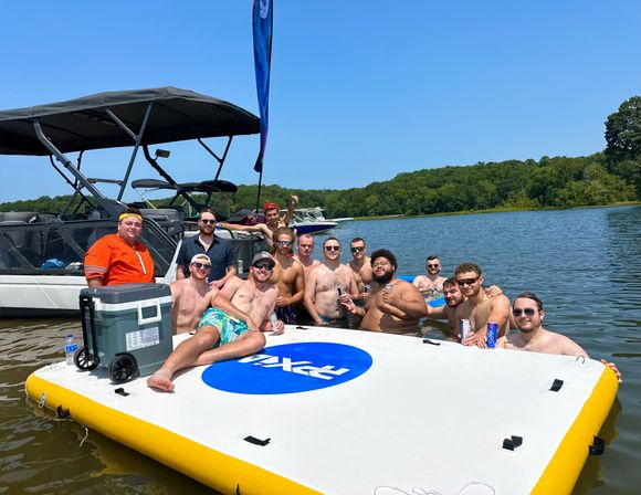 Private Sandbar Boating Experience image 8