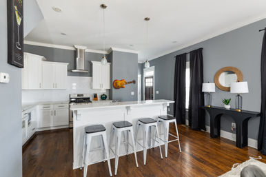 Ultimate Bach Pad: 2 Luxury Homes, 8 Bedrooms + 2 Hot Tubs image 16