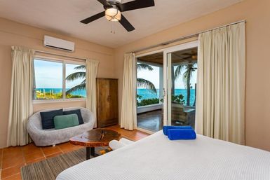 Villa Isla Blanca: Luxury Oceanfront Escape for Unforgettable Events image 16