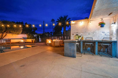 The Luxe Lounge: Vegas Villa with Pool, Theater & Sauna Near The Strip image 37