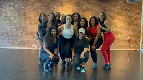 Sexy Beginner Dance Class With Your Crew: Unleash Your Inner Vixen image 1