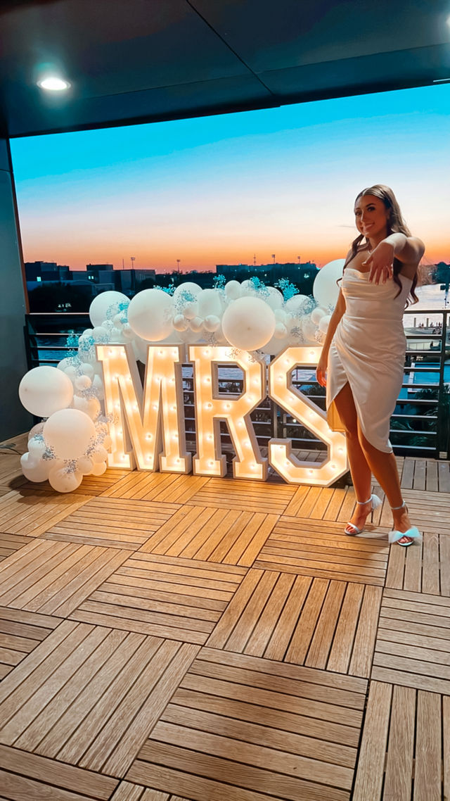 Insta-Worthy Balloon Garlands & Balloon Arches image 2