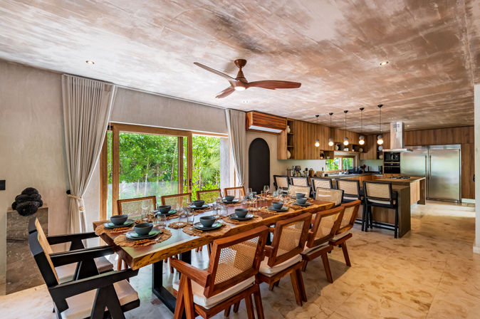 Villa Naj Kan: 9BR Beachfront Retreat for Up to 20 Guests image 17