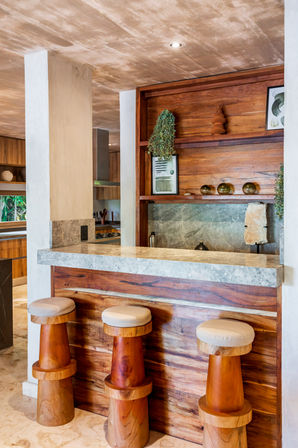 Villa Naj Kan: 9BR Beachfront Retreat for Up to 20 Guests image 25