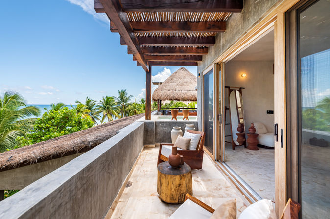 Villa Naj Kan: 9BR Beachfront Retreat for Up to 20 Guests image 50