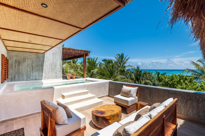 Villa Naj Kan: 9BR Beachfront Retreat for Up to 20 Guests image 73