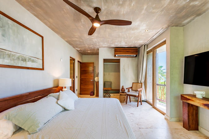 Villa Naj Kan: 9BR Beachfront Retreat for Up to 20 Guests image 45