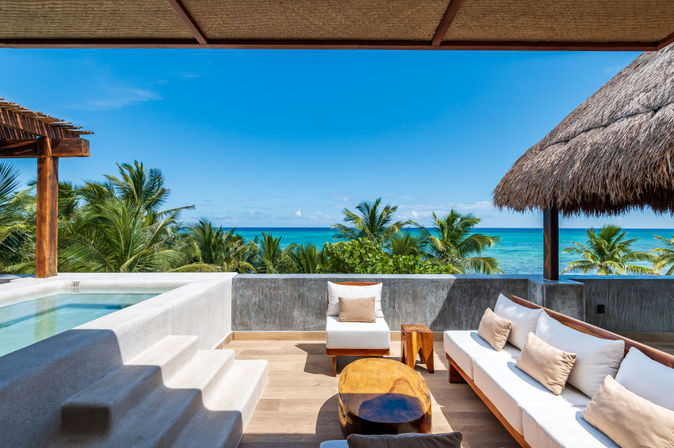 Villa Naj Kan: 9BR Beachfront Retreat for Up to 20 Guests image 74