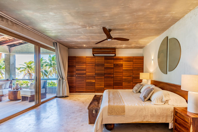 Villa Naj Kan: 9BR Beachfront Retreat for Up to 20 Guests image 40