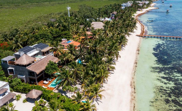 Villa Naj Kan: 9BR Beachfront Retreat for Up to 20 Guests image 79