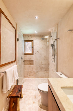 Villa Naj Kan: 9BR Beachfront Retreat for Up to 20 Guests image 72