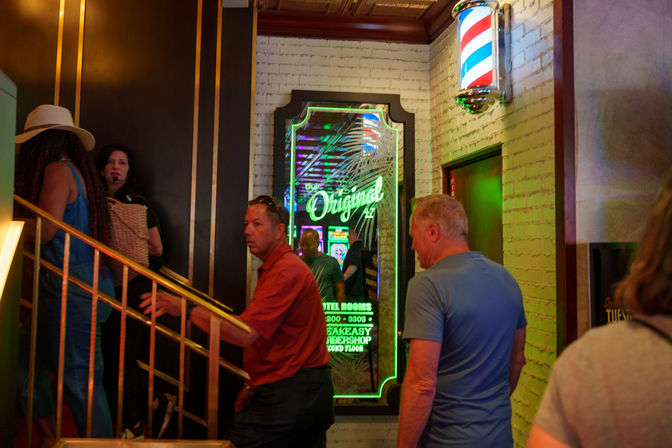 Sin City Soirée: Vegas' Risqué Immersive Night Experience image 17