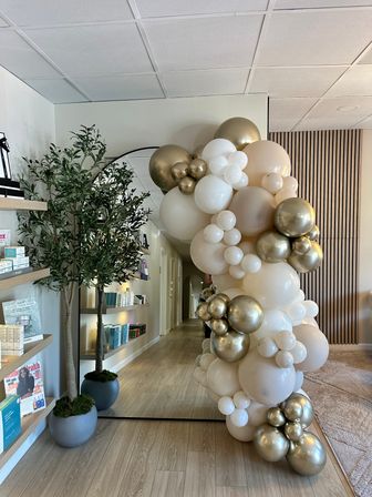 Balloon Stylist: Custom Balloon Garlands to Elevate Your Celebration image 22