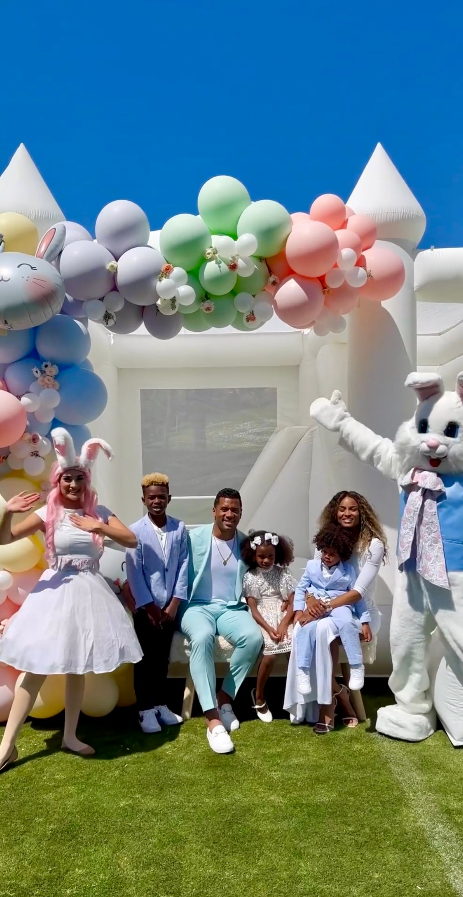 Balloon Stylist: Custom Balloon Garlands to Elevate Your Celebration image 2