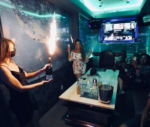 Kamu Karaoke Party: Ultimate Vegas Karaoke Experience with Drinks & Appetizers Included image 4