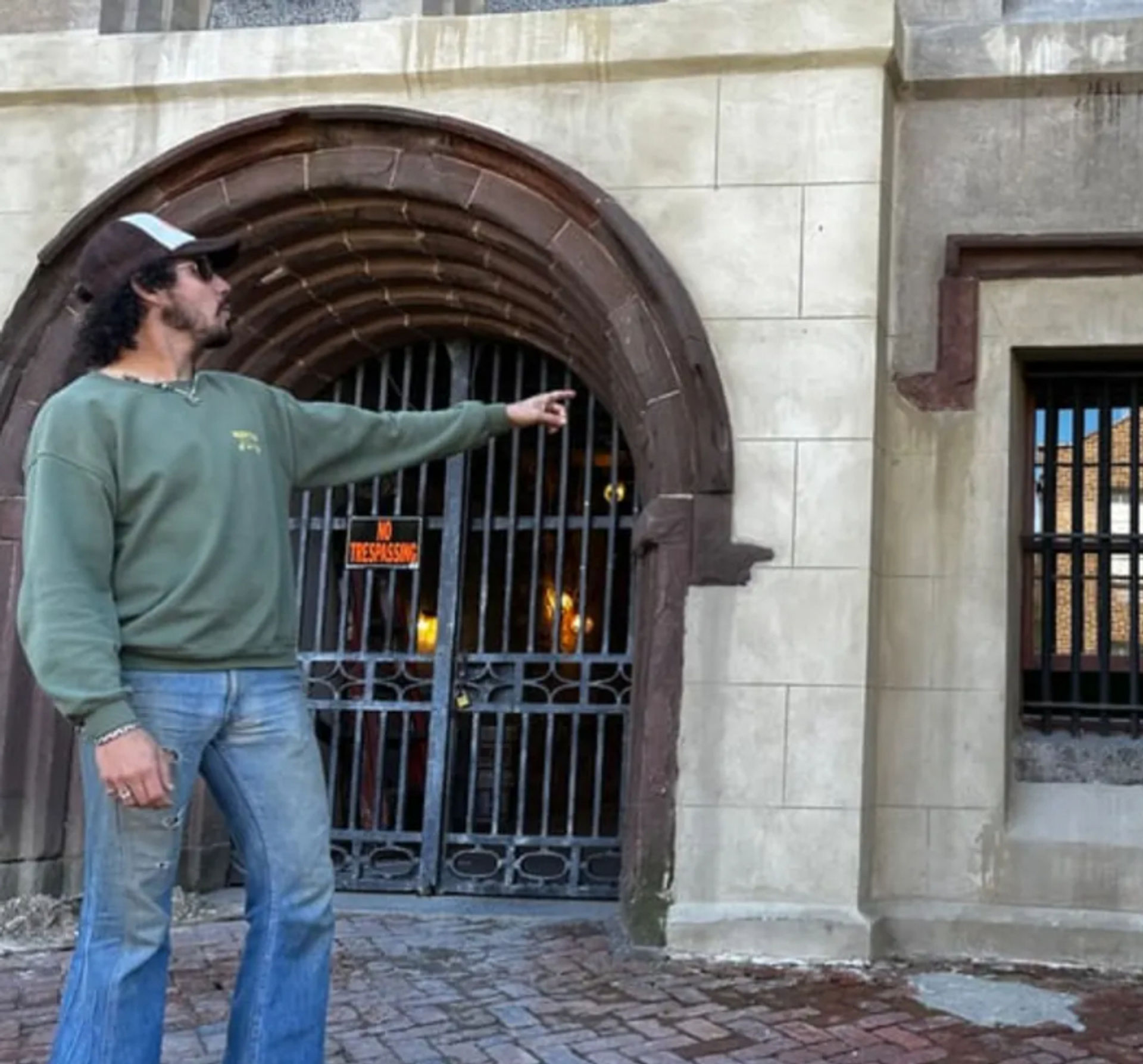 Thrilling Pirates & Ghosts Walking Tour of Haunted Street image 1