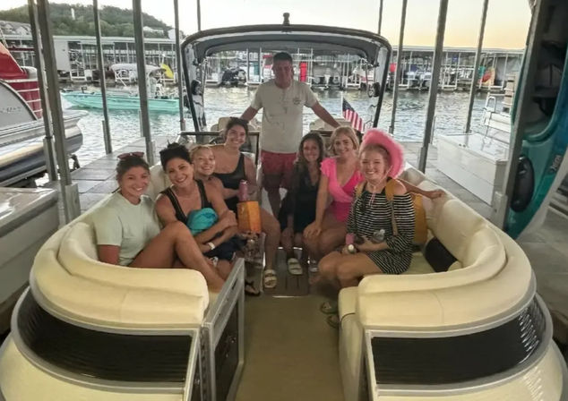 EPIC Boat Parties with Awesome Captains image 8