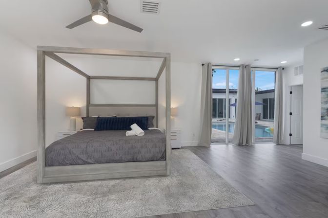 Luxury Villa with Heated Pool, Fire Pit & Open Space for Events image 23