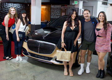 Beverly Hills Walking Food Tour with Gourmet Tastings and 2 Drinks image 32