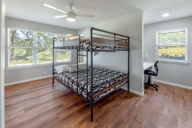 5 Bedroom Sweet Retreat with Heated Pool, Spa, Firepit & Volleyball Court image 23