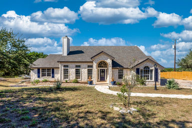 5 Bedroom Sweet Retreat with Heated Pool, Spa, Firepit & Volleyball Court image 7