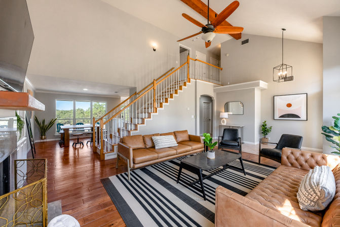 5 Bedroom Sweet Retreat with Heated Pool, Spa, Firepit & Volleyball Court image 6