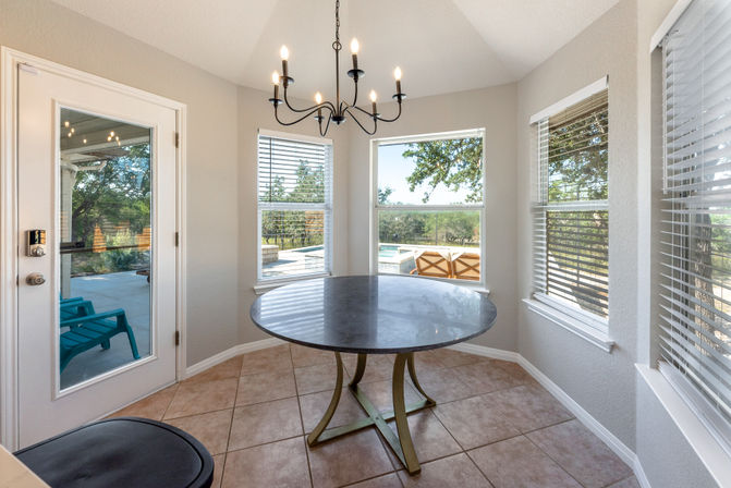 5 Bedroom Sweet Retreat with Heated Pool, Spa, Firepit & Volleyball Court image 13