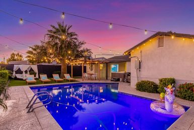 Galactic Getaway: 4-Bedroom Rental with Private Pool, Hot Tub & Custom Themed Murals image 34