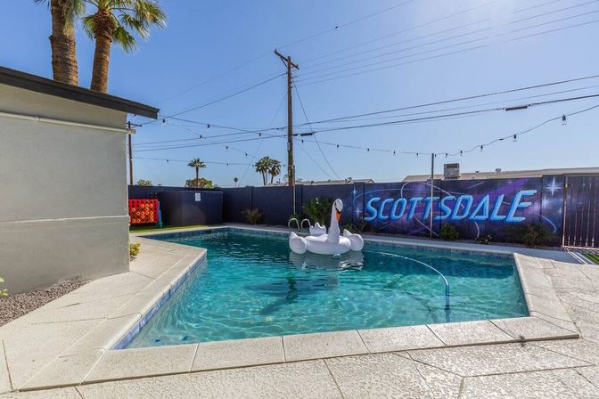 Galactic Getaway: 4-Bedroom Rental with Private Pool, Hot Tub & Custom Themed Murals image 5