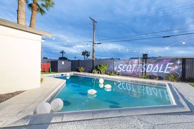 Galactic Getaway: 4-Bedroom Rental with Private Pool, Hot Tub & Custom Themed Murals image 26