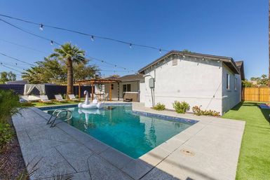 Galactic Getaway: 4-Bedroom Rental with Private Pool, Hot Tub & Custom Themed Murals image 31