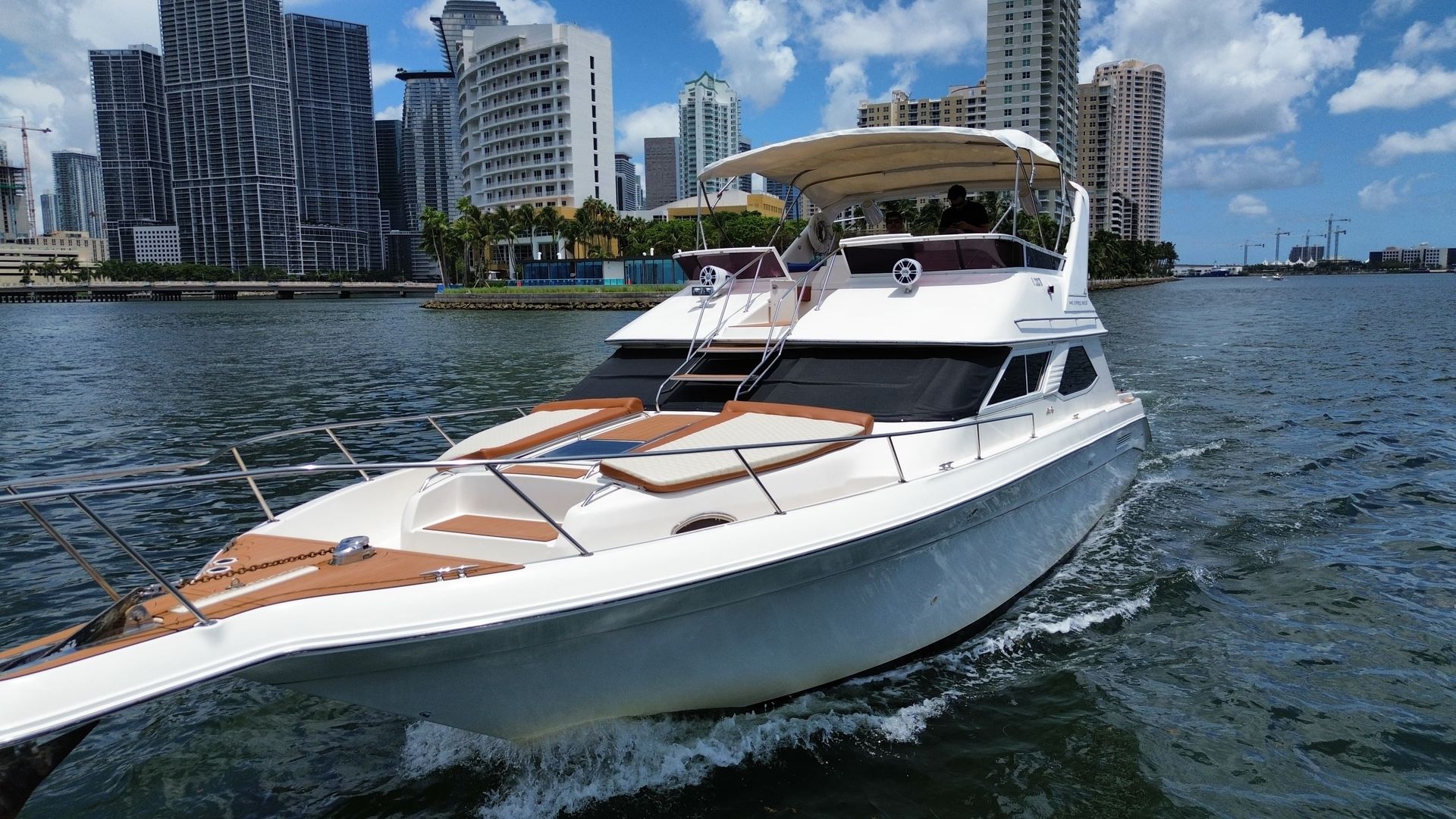 Miami Vibes: The Ultimate 50' Flybridge Adventure image 2