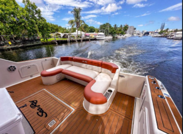Miami Vibes: The Ultimate 50' Flybridge Adventure image 5