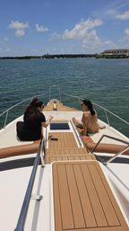 Miami Vibes: The Ultimate 50' Flybridge Adventure image 14