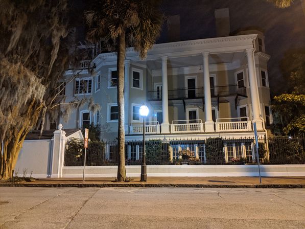 Hell Cat Ghost Tour - Savannah's Haunts and Horror with Local Guide image 12