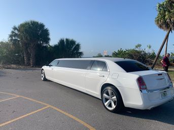 Luxury Party Bus, Limo Services, and Other Transportation with Complimentary Champagne image 12