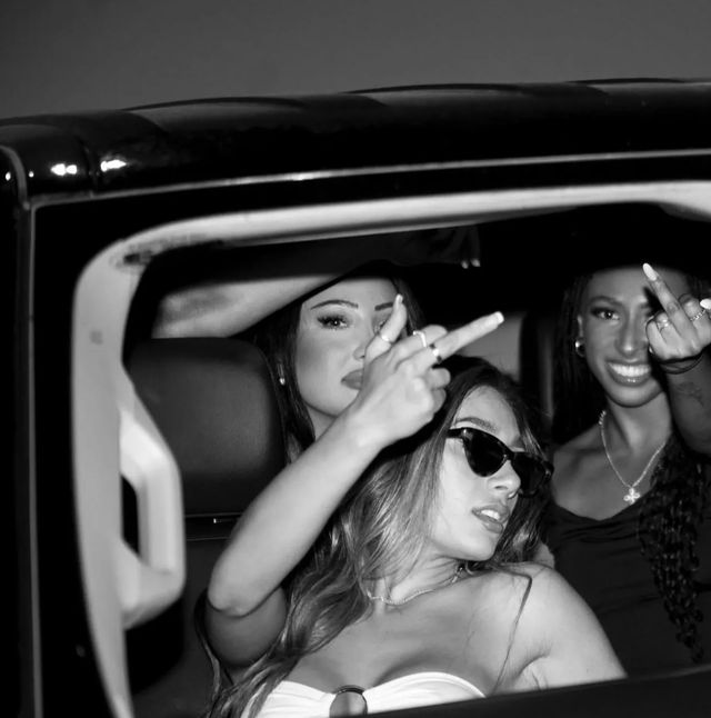 Paparazzi Photo Experience: Capture the Glitz & Glam of Your Bachelorette Party image 4
