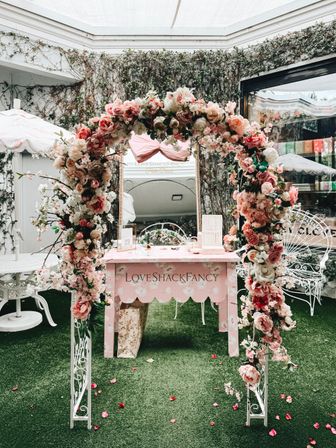 Goldie + Cy | Private Permanent Jewelry Party at Your Vacation Rental image 6