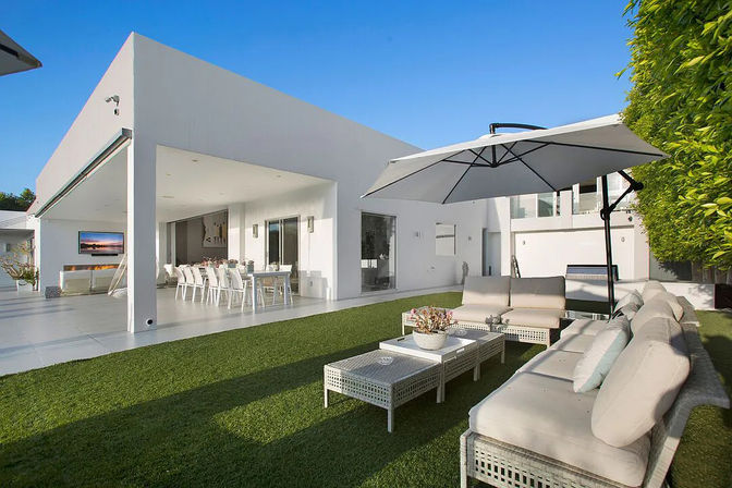 Skyline Serenity: A Luxury Villa Above It All image 24