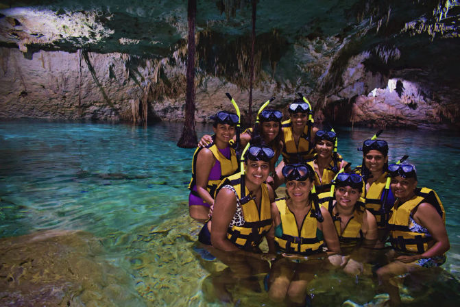 Ruins + Reels: Private Guide of Tulum Ruins & Cenote Taak Bi ha image 8