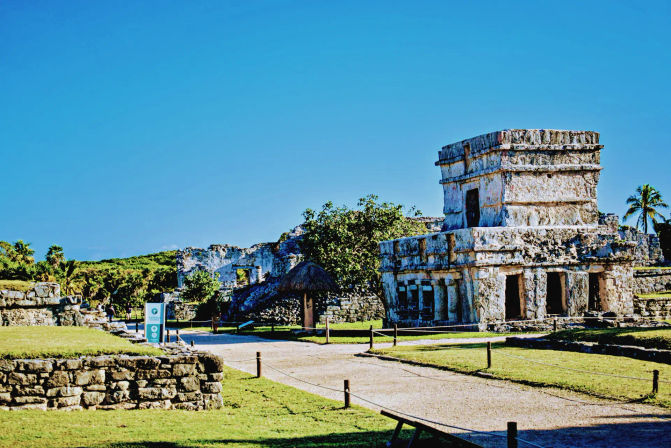 Ruins + Reels: Private Guide of Tulum Ruins & Cenote Taak Bi ha image 9