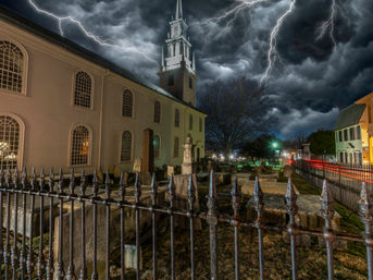 Newport Ghosts: Seaside Hauntings and Hags Tour image 1