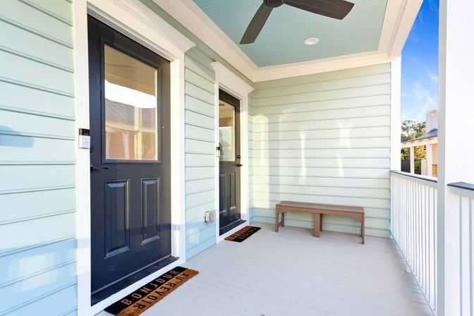 Charming 10-Bedroom Downtown Home Steps to King St image 29