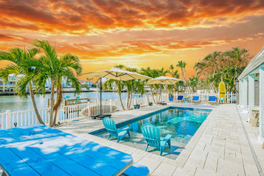 Bahia Paradise: Serene Waterfront Oasis Steps from Dolphins & Tranquil Waterways image 1