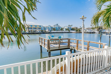 Bahia Paradise: Serene Waterfront Oasis Steps from Dolphins & Tranquil Waterways image 19